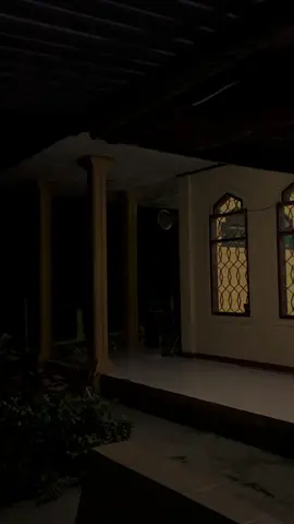 Suasana subuh takbiran menjelang lebaran idul fitri #vibes #lebaran #idulfitri #subuh #pedesaan #masjid #rinduramadhan 