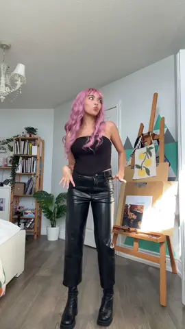 zoe kravitz appreciation post (iykyk)🐈‍⬛ #halloween #halloweencostume #halloweekend #halloween2024 #halloweencostumes #fitcheck #costumeideas #zoekravitz #catwoman #catwomancostume #thebatman #lavenderhaze #outfittransition #fakebody #22yearsold #fyp 