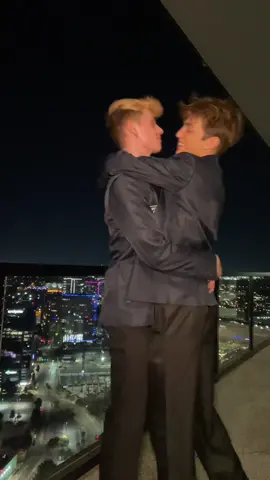 always feel like im on top of the world whenever i’m with you @branson 