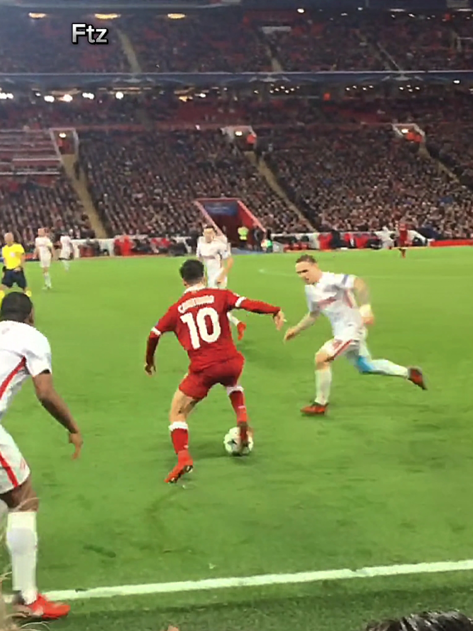 Coutinho é craque rapaz🎶🇧🇷🔮#coutinho  #football #viralvideos #futebol #brazilianfootball #futebolbrasileiro #footballtiktok #liverpool 