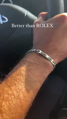 Carry your love with you, always ❤️👁️ – Eye Bracelet . . . Place your order on WhatsApp: 0311-0250947 📲 . . #EyeLocket #eyebracelet #ForeverLove #CloseToHeart #MemorableGift #TimelessLove #WearYourLove #TrendingNow #MustHave #LoveInYourEyes #GiftOfLove #PersonalizedGift #UniqueJewelry #ViralTrend #EyeCatching #StyleStatement