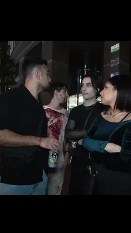 Japón es un país muy extraño #illojuan #twitchespaña #yosoyplex #japon 