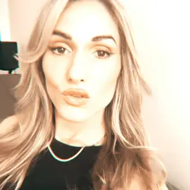 For the coppers out there...she ain't talkin bout no phone 🗣 🎵 - OMEN // Bear bear and friends #rainbowsixsiege #r6siege #r6s #r6 #fyp #jynxzi 