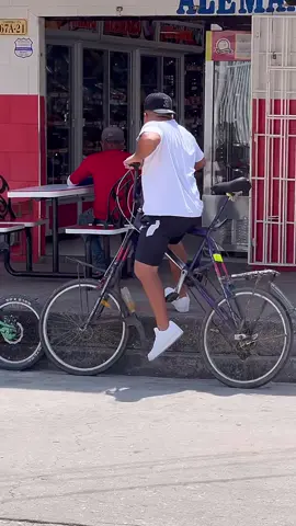 La bici gigante 🤣
