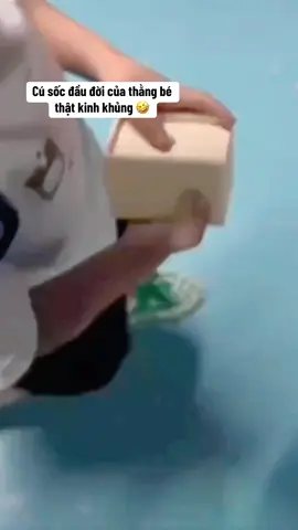 Sốc đầu đời 😂😂 #haihuoc #funnyvideos #meme #xuhuong #cuoibebung #cuoivobung #funny 