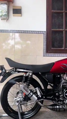 Panaskan💨💨 #fyp #blackskin #viralvideo #twostroke #rxking135cc #balistly #2taklovers #ykjracing #2takbali #panaskanrxking #viralrxking #fypシ゚viral🖤tiktok 