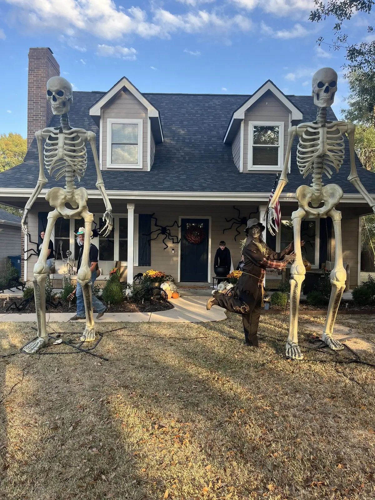 TRICK OR TREAT 🎃 👻 🕷️  #halloween #trickortreat #october 