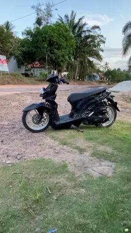siap dek aa abis cras jadinya di trondolin motornya #beatstreet #beatstretbatokvario #ogahjinjitstyle #fypシ゚viral 