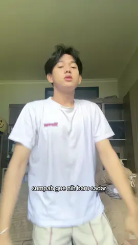 kepo bgt kalo lagi jatuh cinta