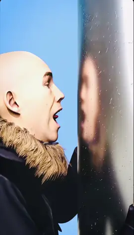 Why  your tongue freezez to poles 🤔