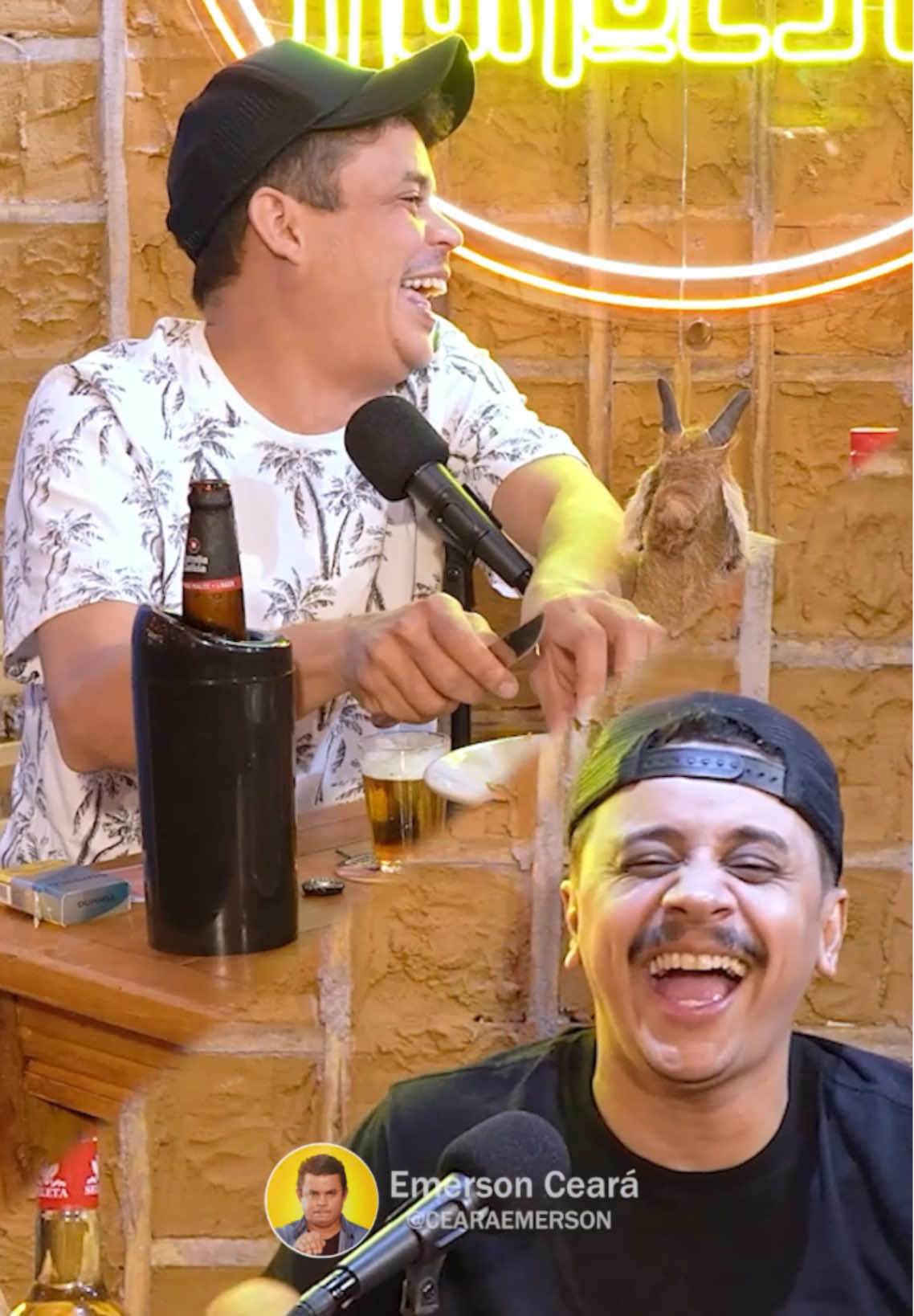 E você já se endividou também? -Hoje no YouTube às 19:00Hs🗯️ “A magia do buteco” feat. @felipemosk 🪰 #humor #standup #comedia #comedy #conversa #nordeste #podcast #comediante 