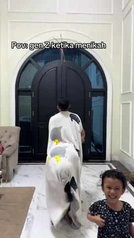 Papi mami gua ngapain sih #familyman #nuggettanggalmuda 