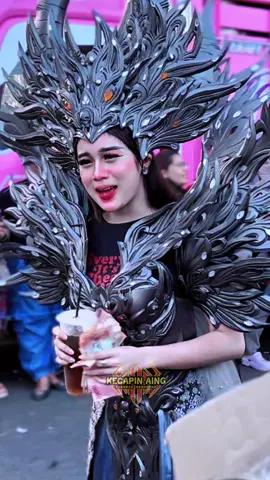 Karnaval Gondang Legi 2024 #dksh #reels #fyp #viral #kecapinaing #capinaing #carnival #karnaval2024 #ceksound #soundviral #soundhoreg #gondanglegi #malang #kostumkarnaval #dancer #maskotkarnaval #karnavalgondanglegi #pesonagondanglegi 