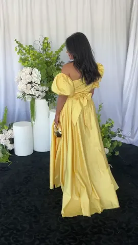 A sucker for a pretty dress 💛 @HIGH ST. HIRE 