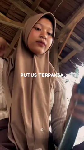 Boleh juga suara mbaknya #putusterpaksa #zianazain  Cr : @biyah.officiall 