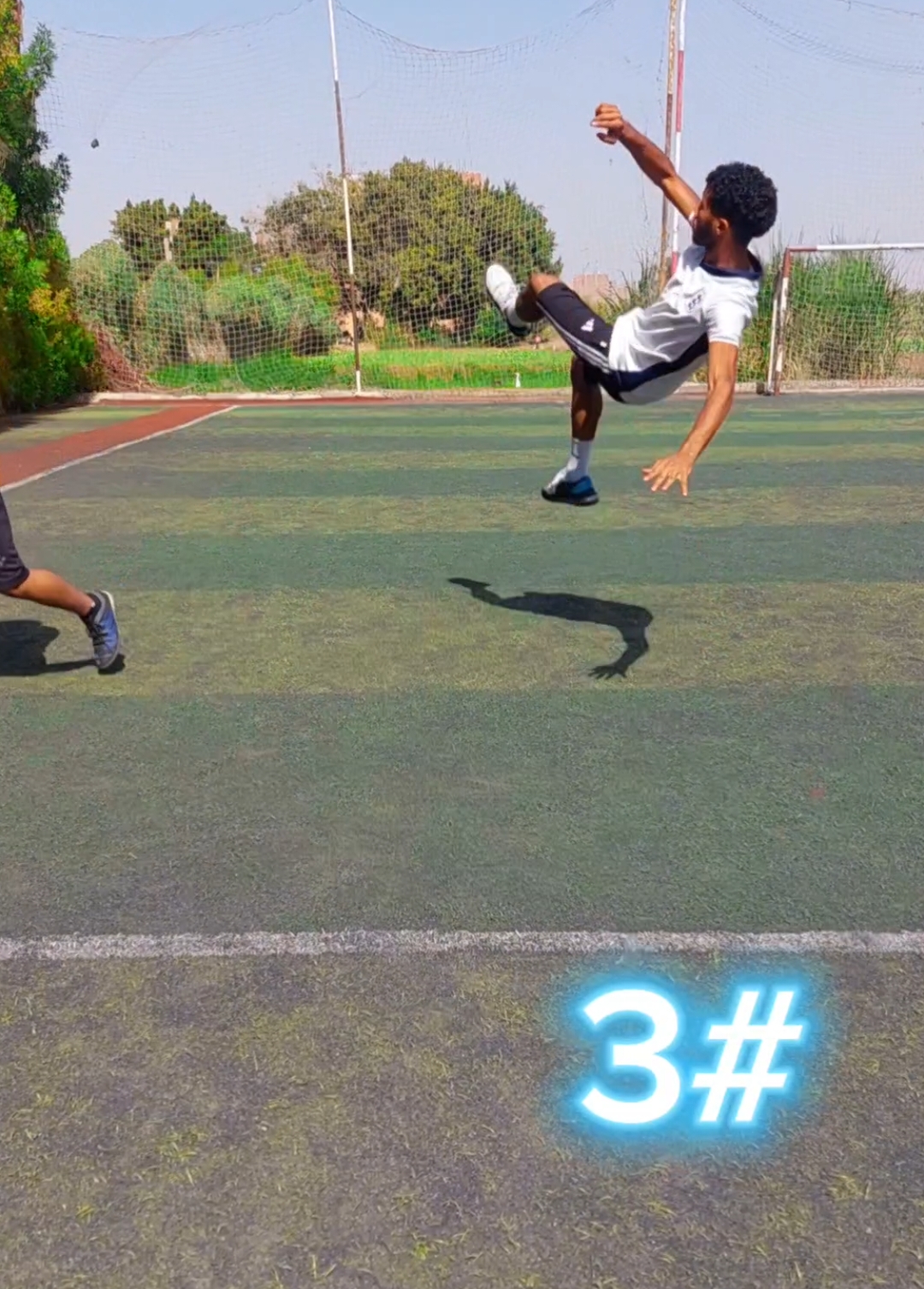 قولنا في التعليقات اي اكتر احتفال عجبك ياعالمي..🤔🥷⚡️#عمر_شاهيين  . #foryoupage #f #fyp #foryou #عمر_شاهيين #praivate_trainer #footballtiktok #عمر_نيمار #omar_neymar #اتعلمها_صح☑️⚽ 