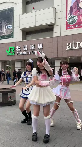 みんなもうハロウィンパーティーした🎃💓？ @コンドウサエコ @かんなみしゃん @こひにゃ(17)  #秋葉原 #akihabara #せんぱい5人が可愛すぎる #ハロウィンコスプレ #halloweencostume 