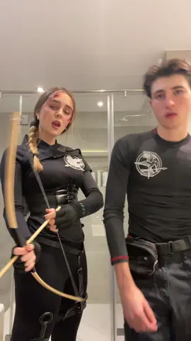 #hungergames #catchingfire #halloweencostume #fyp #katnisseverdeen #peetamellark 