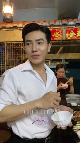 Ca sĩ Jack Long được FC chuẩn bị bữa tiệc ấm cúng kỷ niệm 1 năm sinh nhật FC #bimatvbiz #chumchum #lattungvbiz #thegioimodels #GlobalEM #jacklong #jacklongbychumchum 