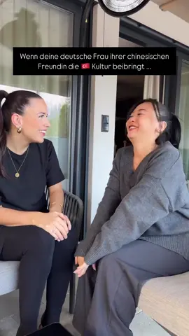 Alman eşim çin arkadaşına Türk kulturünü ogretiyordur..🤣🇩🇪🇨🇳🇹🇷 @GRACE & RIZA  #Love #married #marriage #kesfet #gelin #dügün #wedding #couple #funny #fun #trend #goals 
