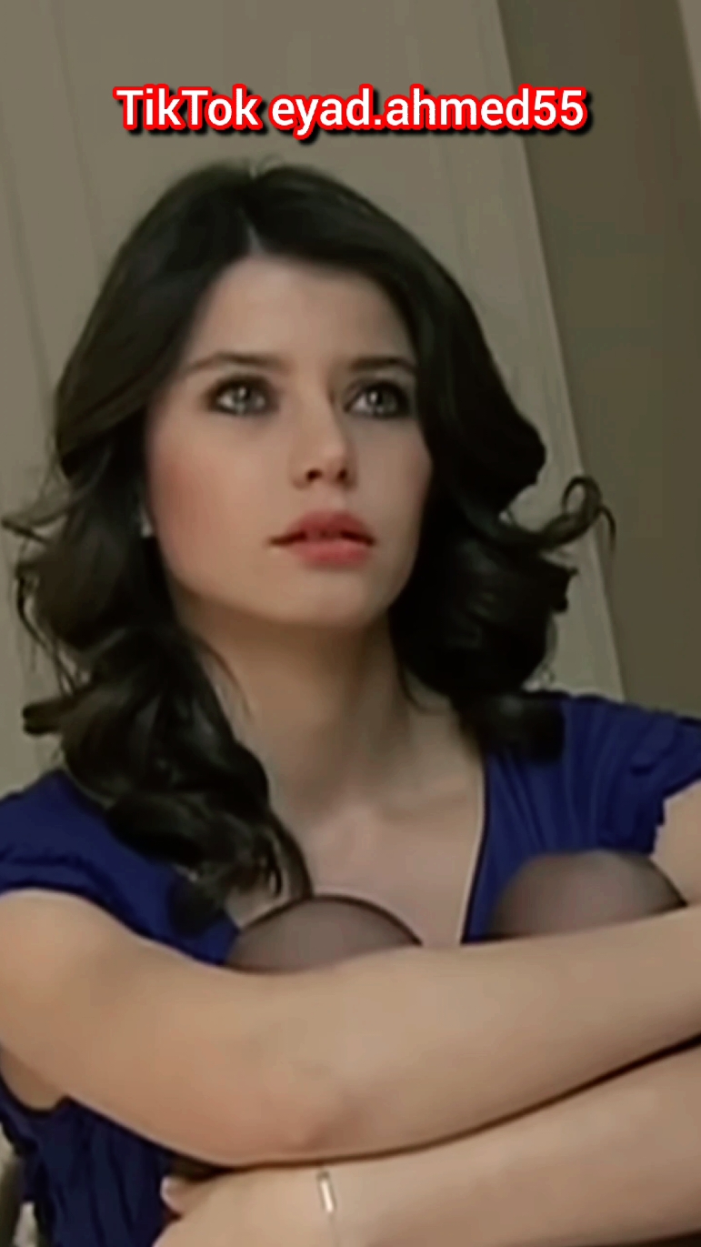 ياعمري على  سمر قالت لعدنان راح خليها لجميله تنظفهم 😭😩 نسيت المسكينه انها طردت جميله 😔 شوفتوا لوين وصلها مهند تددمررت نفسيتها حاله  من الهستياريا اصابتها 😥 بالله عليكم ذي واحده طبيعيه ؟؟ قلت لكم بتعاني اضطراب الشخصيه الحديه وذا مو بس كلامي اللي قرأ الروايه وتابع الملخصات حق المسلسل بيعرف اقرأو عن اضطراب الشخصية الحديه راح تشوفون شخصيه سمر قدامكم 💔😭 #kivanctatlitug #hazal #اكسبلور #اكسبلورexplore #viraltiktok #viralvideo #bihterbehlül #berensaat #bihteryöreoğlu #bihter #بيرينسات #مسلسلات_تركية #دبي #مصر #bihterziyagil #askimemnu #جدة #الرياض #سمر_مهند #العشق_الممنوع 