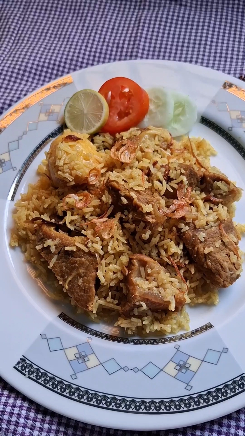 সহজ উপায়ে বিফ তেহারি রেসিপি🍲❤️🇧🇩 #food #cooking #Recipe #foryou #bdtiktokofficial 