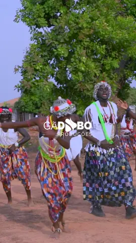 @meninaneiabatista sou cantora @Livigia Monteiro @mairanunodju @AXY DEMBA PRO 