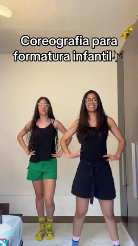 Coreografia para formatura infantil🎶  . #professoresnotiktok #educacaoinfantil #dancainfantil #fyyyyyyyyyyyyyyyy 