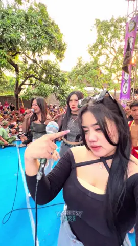 doc Rogo samboyo live Ngesong Banyakan💥 #rogosamboyoputro1289 #jaranan #jaranantiktok #fyp #fypシ #biduan #biduandangdut #dangdut #hiburan #artis 