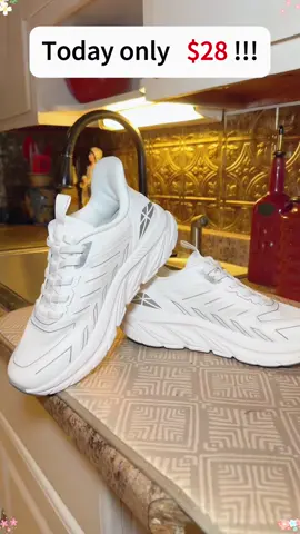 THEY ARE 12 HOUR SHIFT APPROVED #nurse #nurseessentials #healthcareworker @Dream Pairs