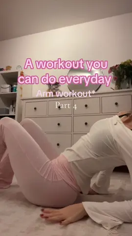 #hourglass #workout #pilates #workoutmotivation #slimarmsworkout #armworkout #athome 