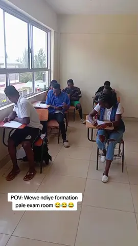 Huwanga bad😂😂#fypviralシ #smilewithlambar #nairobitiktokers #comrade #kenyattauniversity #moiuniversitytiktok🔥🔥🔥🔥 #chukauniversitytiktokers #kenyancomedy #tiktokkenya #fyyyyyyyyyyyyyyyy 