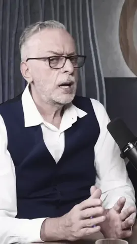 Robert Rutkowski.  #alkohol #etanol #psychologia #uzależnienie 