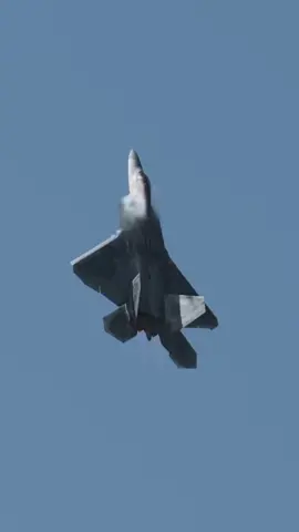 #f22raptor #fighter #airport #army #military #us #🇺🇸 