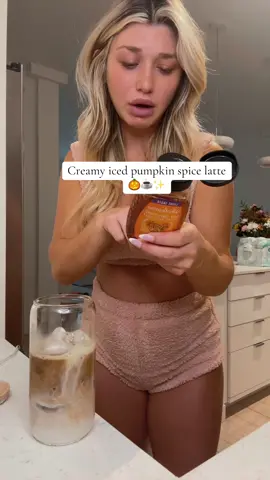All clean ingredient pumkpin spice latte! Thank me later!!🎃☕️ #fypシ゚viral #8monthspregnant #pregnanttiktok #wholefoodsmarket #pumpkinspicelatte 