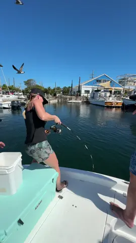 Tarpon DO NOT play 😅😂😂🎣 #fishing #boat #foryou #girlswhofish #fishingtrip #fishingtiktoks #fishinglife #tarpon