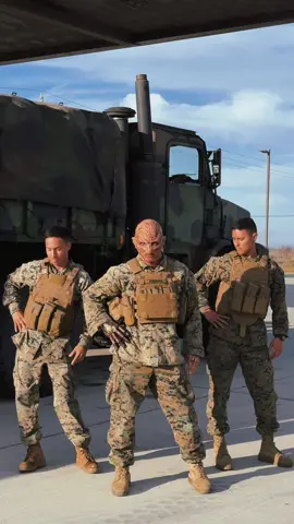 Get in step, Marines💀