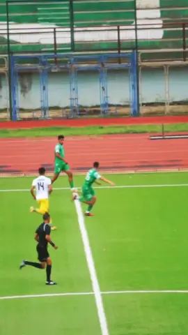هدف شبيبة جيجل العالمي أمام إتحاد الحراش 🥶🔥 📸 : JSD 
