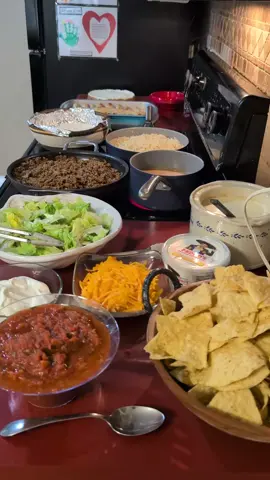 #fall #family #texmex #tacos #nachos #dinner #sundaydinner #Recipe #food #enchiladas #buffet #lunch #FoodTok 
