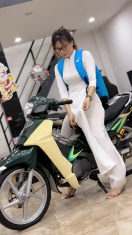 Cam thường #aodaivietnam #mais68family #s68family #tiktokgiaitri🤣🤣 #xipo 