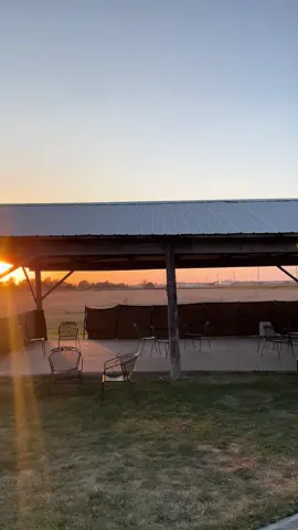 Welcome to jamrock #skydive #edit #iowa #sunset #vibes #adrenaline #addict 