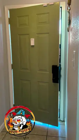 You mind?  #funny #couplescomedy #comedyvideo #skits #relationshipgoals 