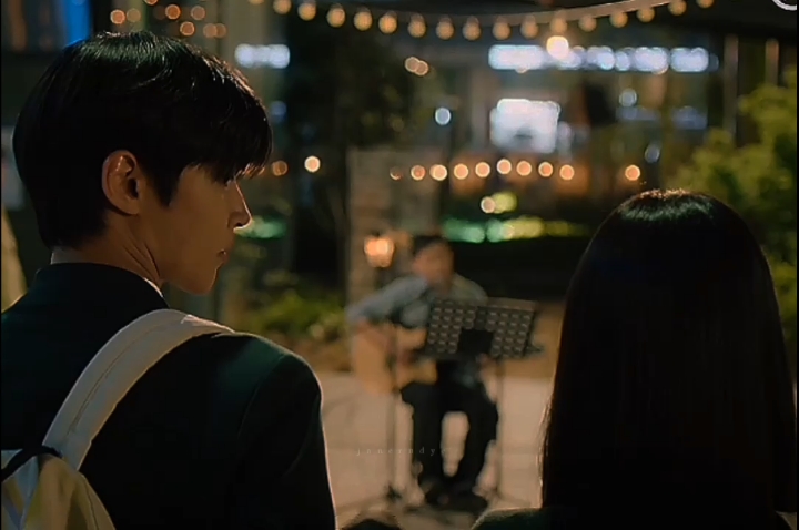 واني اشوف الحلقة اجت ابالي هاي الاغنية 😭.  #foryou #kdramaedit #move #kdrama #fyp #foryoupag #familybychoice #عائلة_بالاختيار 