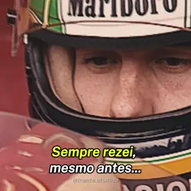 Você acredita em Deus? 🧠: A crença de Ayrton Senna em Deus não o tornava intocável, nem o distanciava do medo, pelo contrário, parecia aproximá-lo ainda mais da fragilidade que a vida carrega.  É curioso perceber como o ato de rezar antes das corridas não era uma blindagem contra o perigo, mas uma forma de reconhecê-lo, de abraçar a incerteza de cada volta na pista.  Ao contrário do que muitos imaginam, o medo para ele não era uma fraqueza a ser ignorada, mas um lembrete da humanidade que corria junto a cada quilômetro, numa velocidade que só ele podia compreender. #ayrtonsenna #deus #oracao 