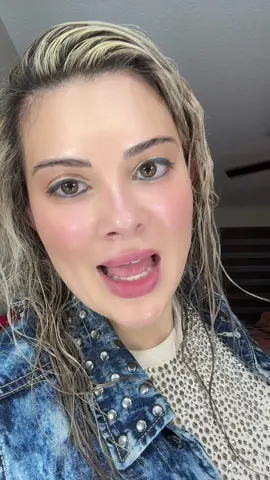 Eyelashes Kit #eyelashes #eyelashestutorial #paratii #trending #viralvideo #secrets #beautyhacks #beauty #beautytips #looks #BeautyTok #styletips 