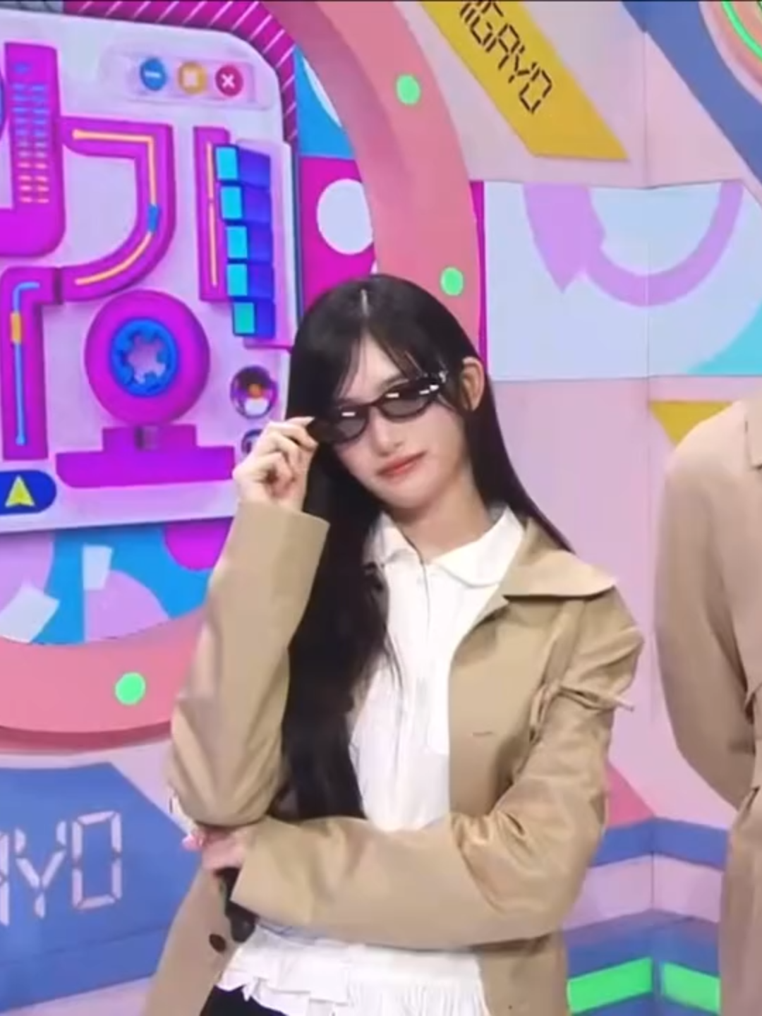 (leeseo with them glasses😎) #leeseo #inkigayo #kpopfyp