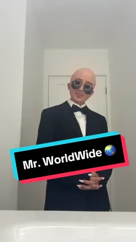 Mr. Worldwide 🌏 #pitbull #pitbullcostume #mrworldwide #halloween #halloweencostume #funnycostume #easycostumeideas 