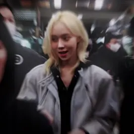 blonde Winter can take me #winter #kimminjeong #winteraespa #winteredit #aespa #aespaedit #viral #kpop #fyp #edit