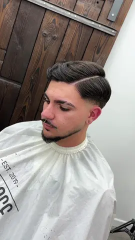 SIDE PART TAPER😮‍💨 #barber #barberia #sidepart #taper #taperfade #dublin 