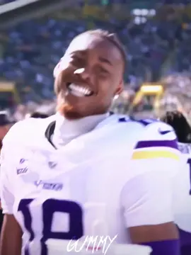 why does slowed sound like that?? #jj #justin #justinjefferson #vikings #nfl #edit #gummyedits #viralll 